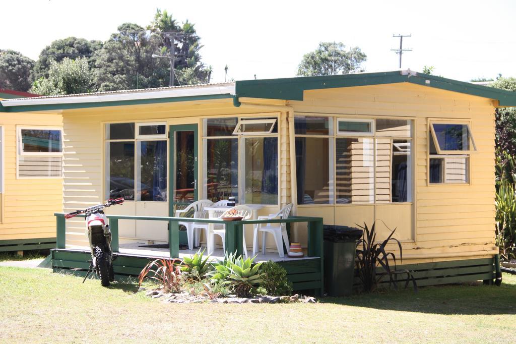 Baylys Beach Holiday Park Стая снимка