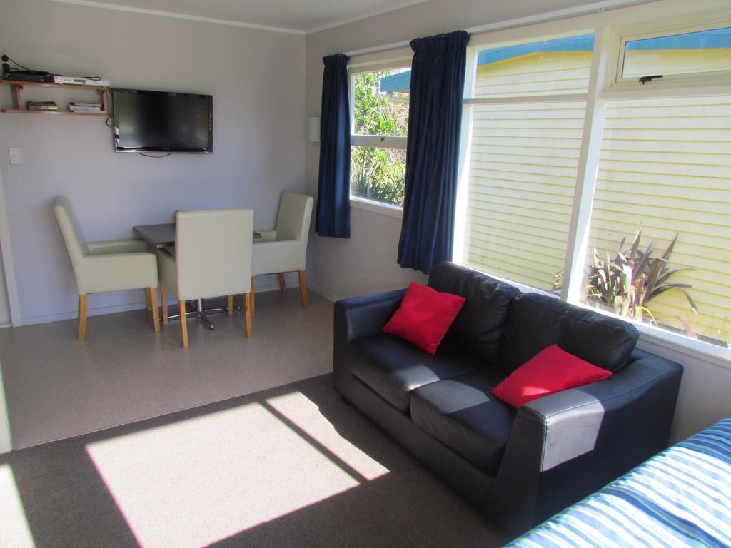 Baylys Beach Holiday Park Стая снимка